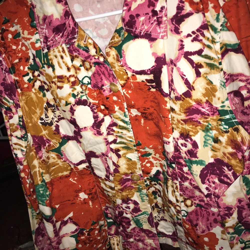 Jackets - Picture 6 of 7